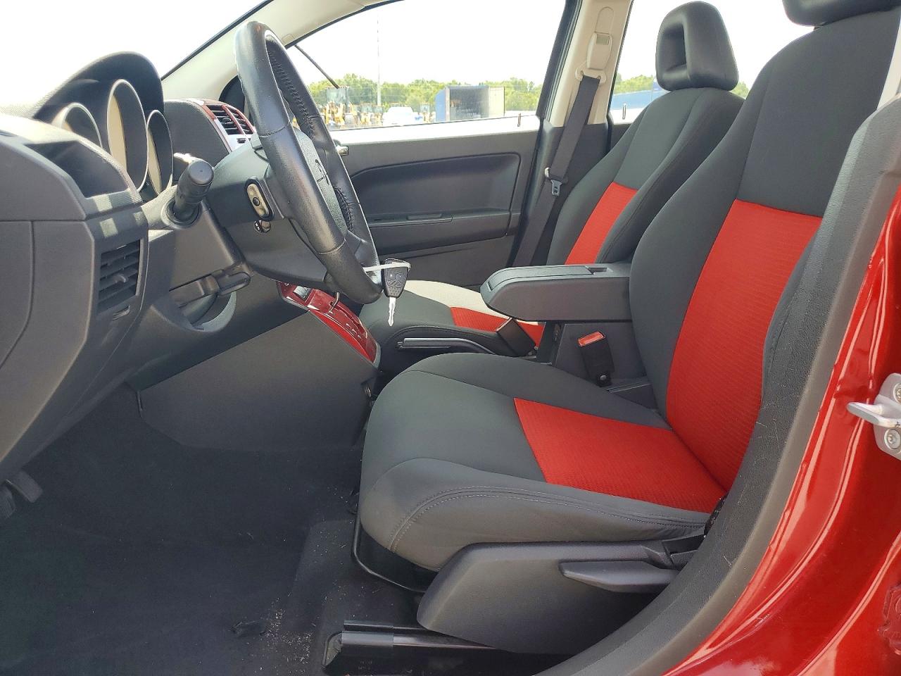 Dodge Caliber Sxt