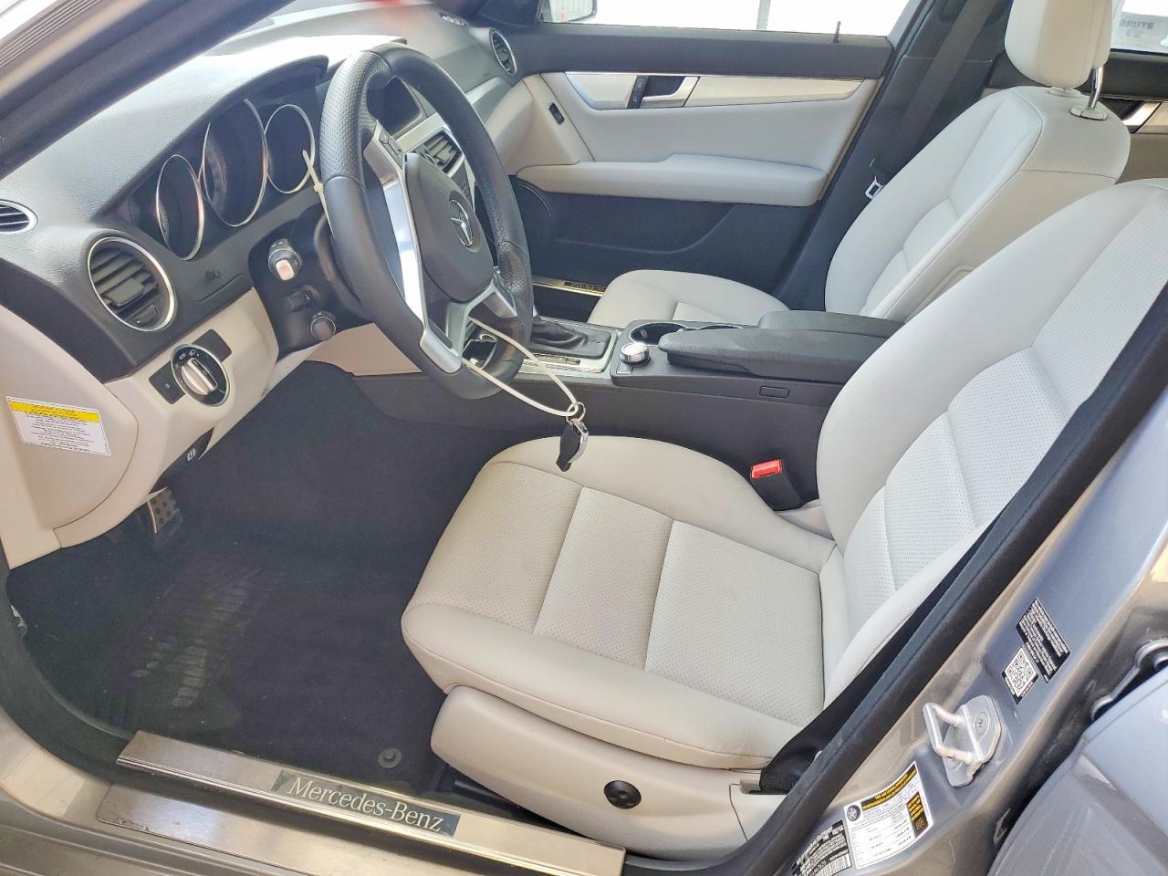 Mercedes-Benz C-Class 250