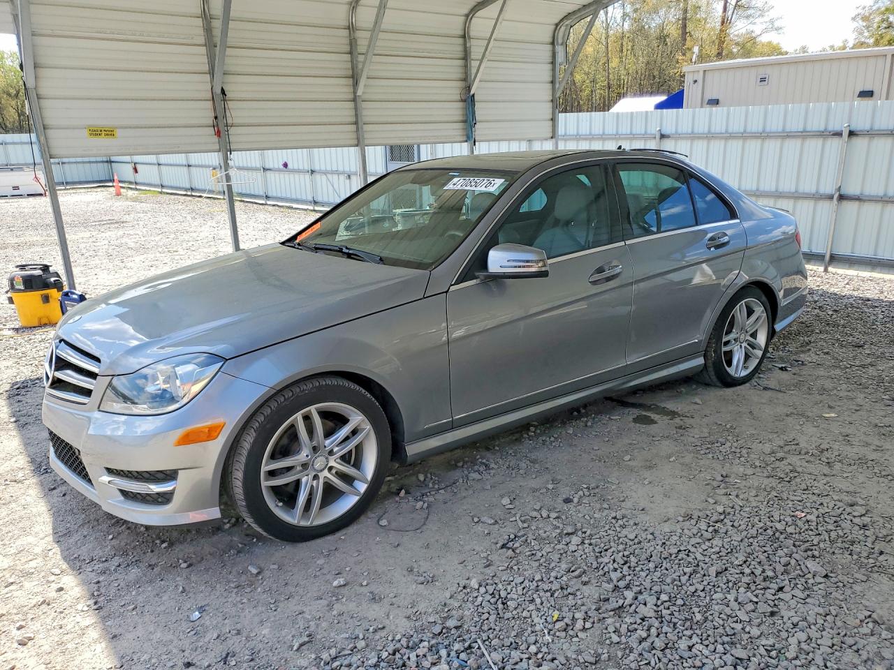 Salvage Mercedes-Benz C-Class Image