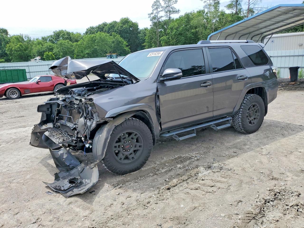 Salvage Toyota 4Runner Image