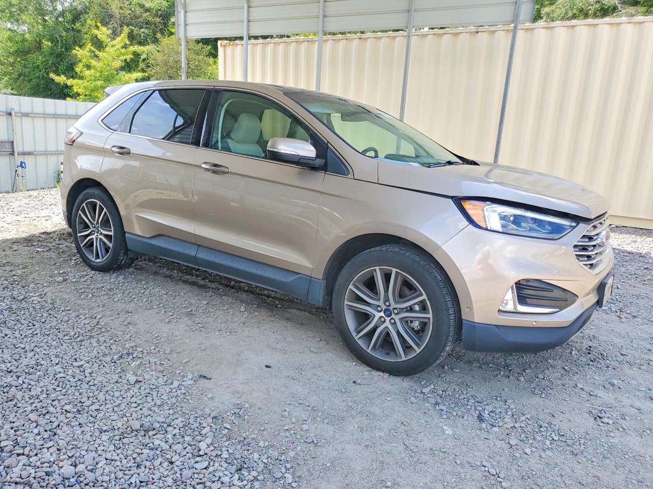Ford Edge Titanium