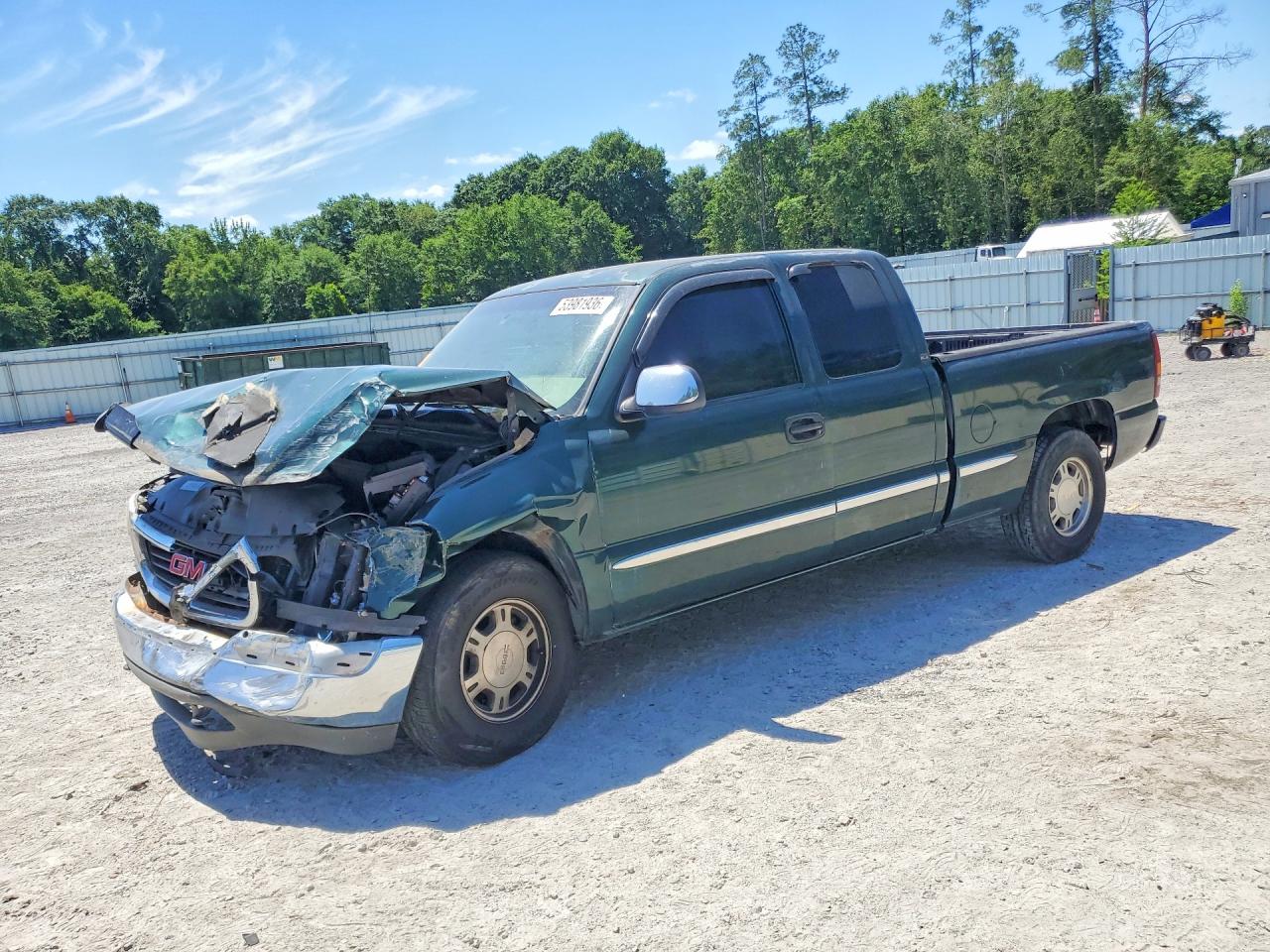 Salvage GMC Sierra Image