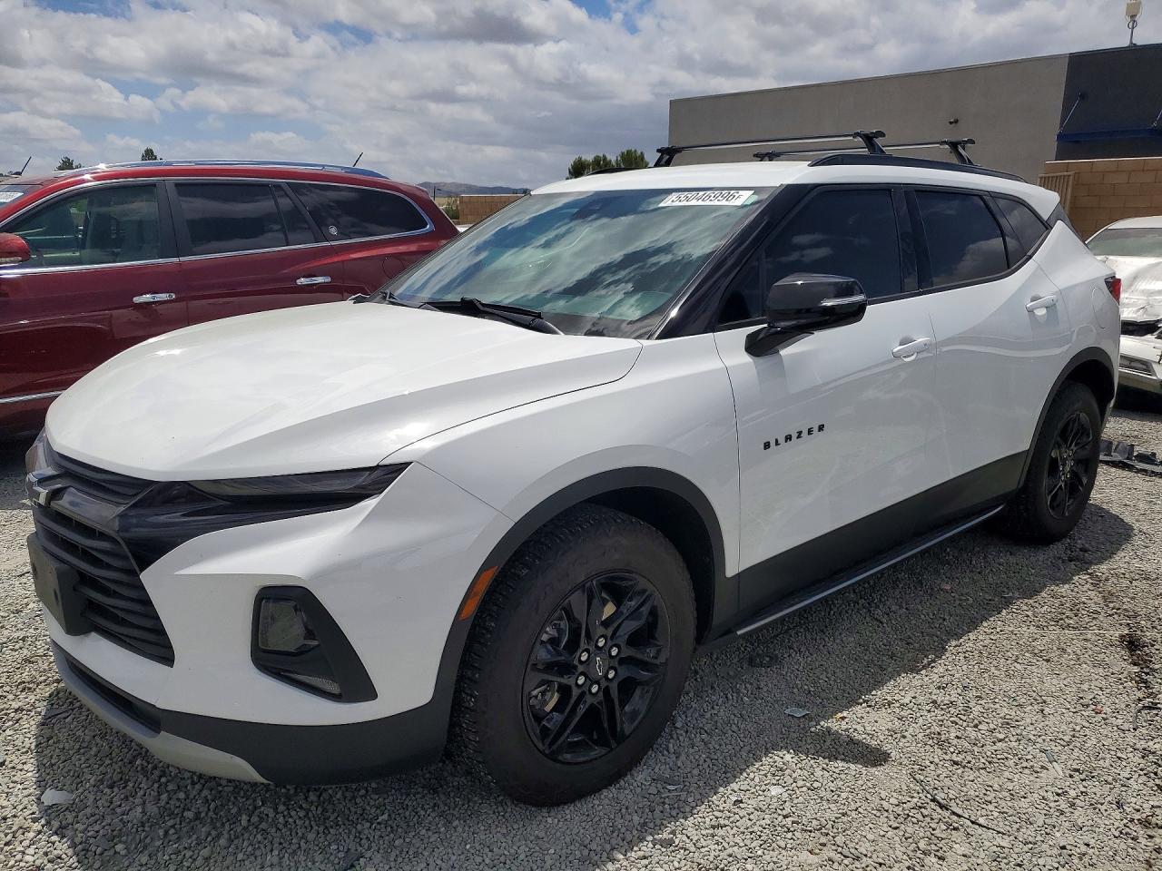 Salvage Chevrolet Blazer Image