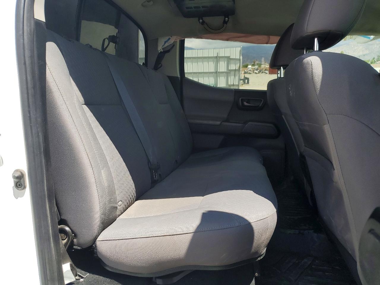 Toyota Tacoma Sr V6