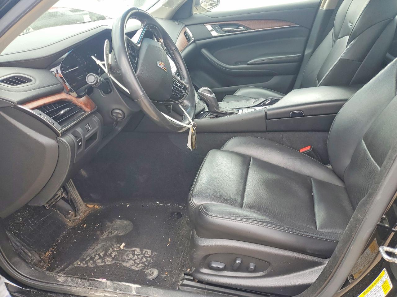 Cadillac CTS Luxury