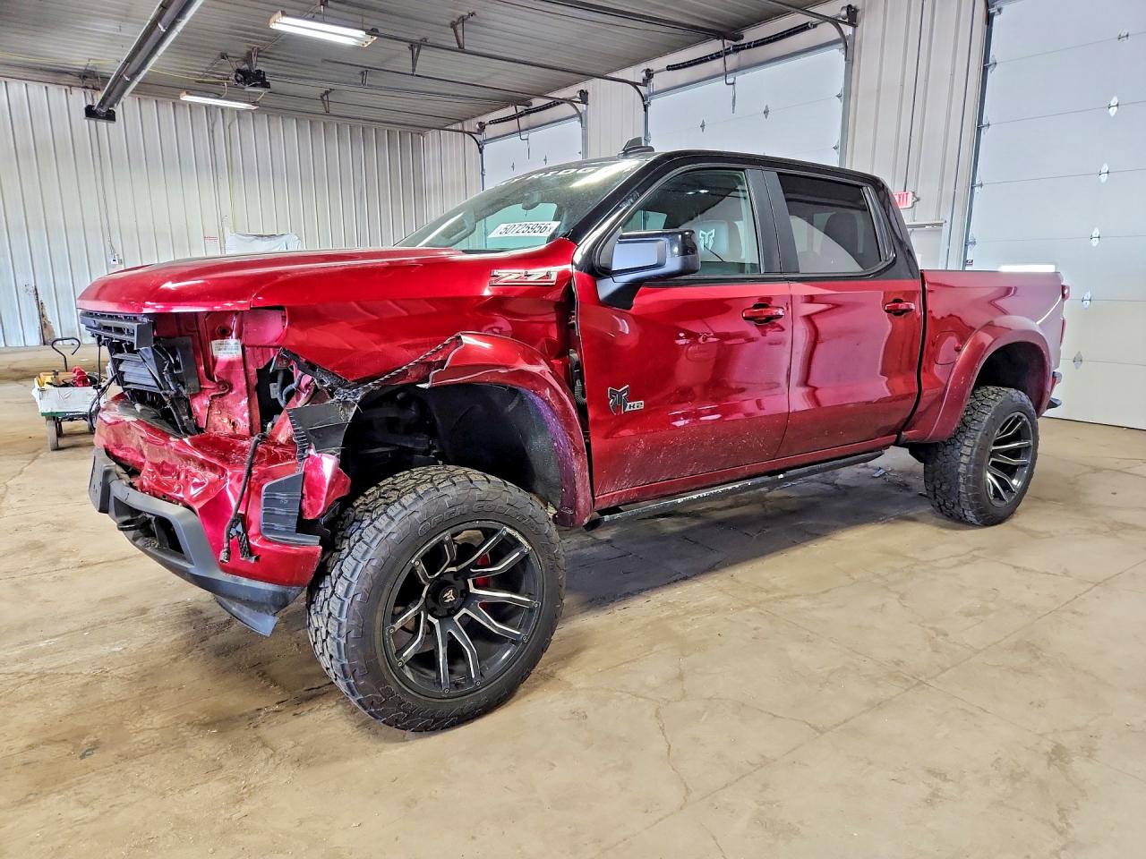 Salvage Chevrolet Silverado Image