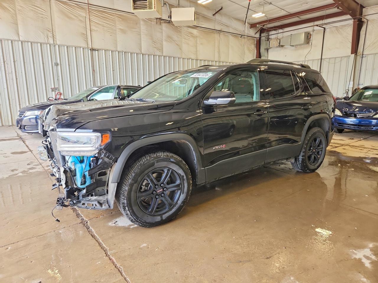 Salvage GMC Acadia Image