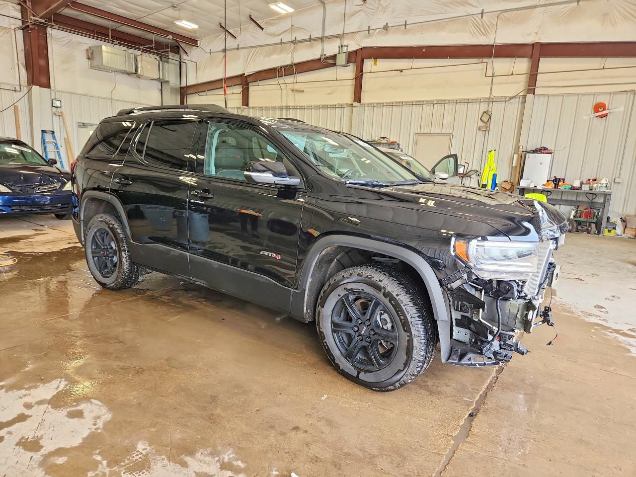 GMC Acadia At4