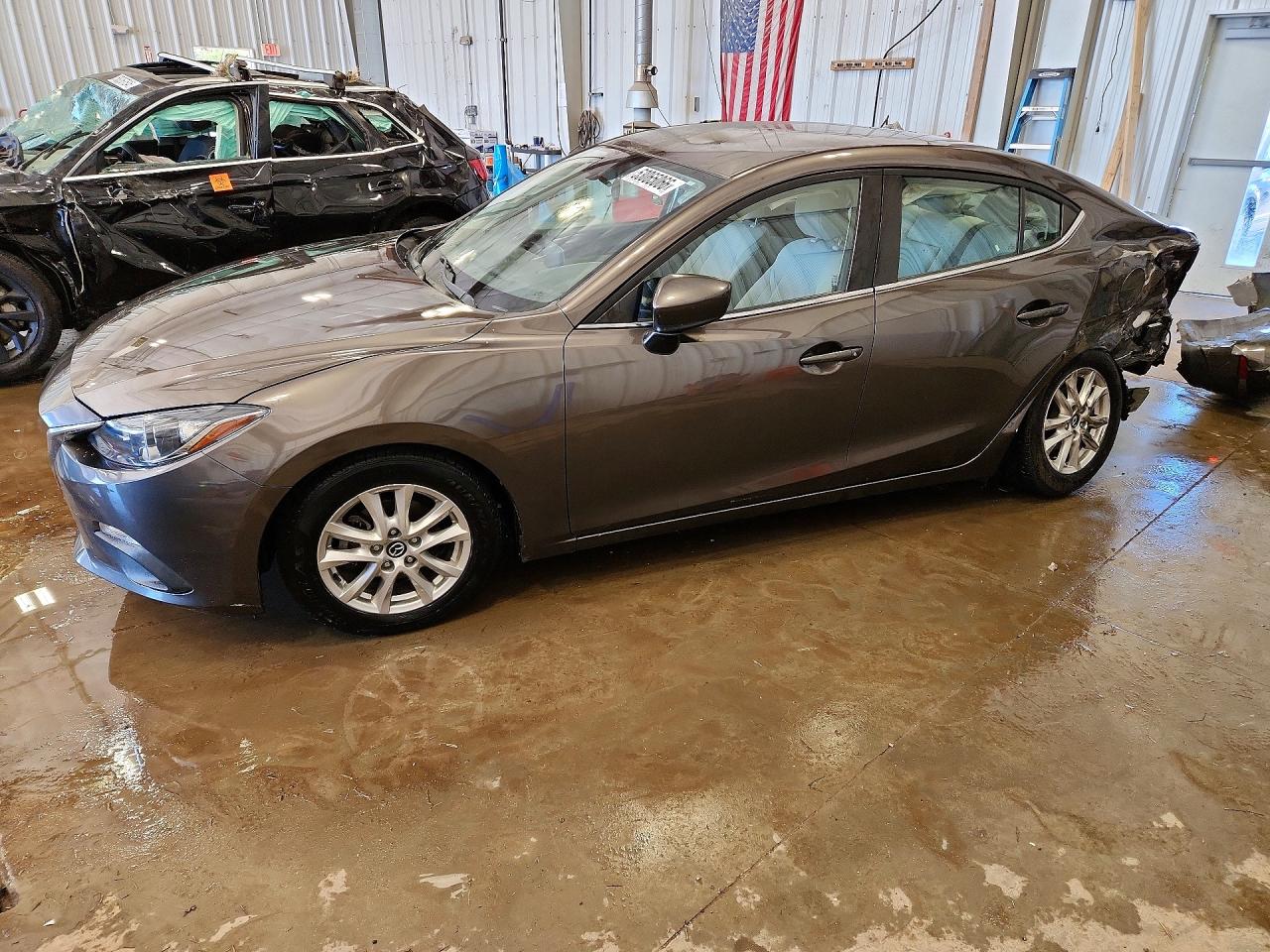 Salvage Mazda 3 Image