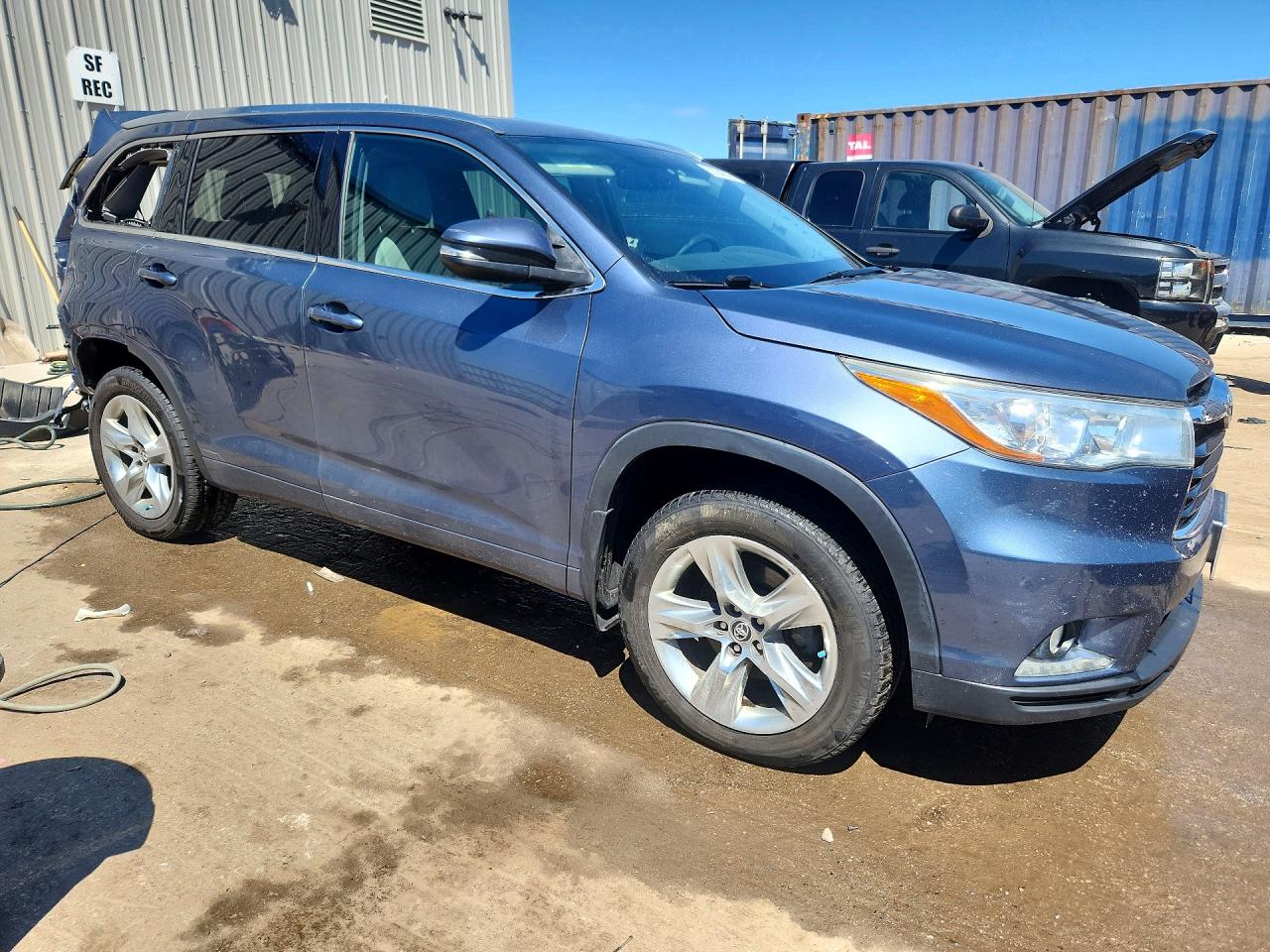Toyota Highlander Sport