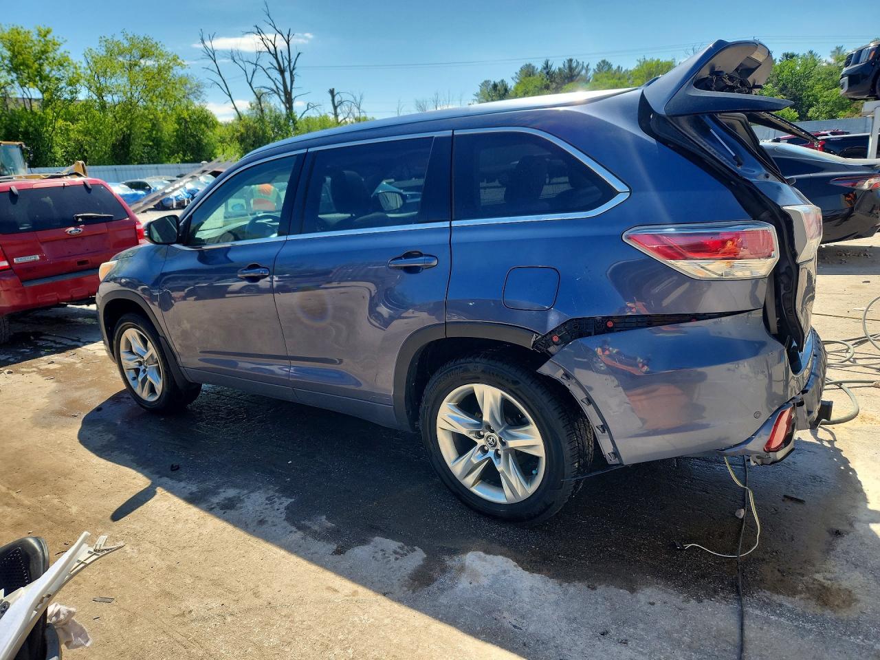 Toyota Highlander Sport