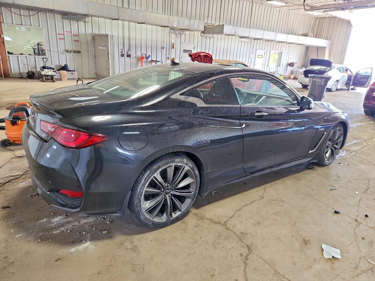 INFINITI Q60 Red Sport 400