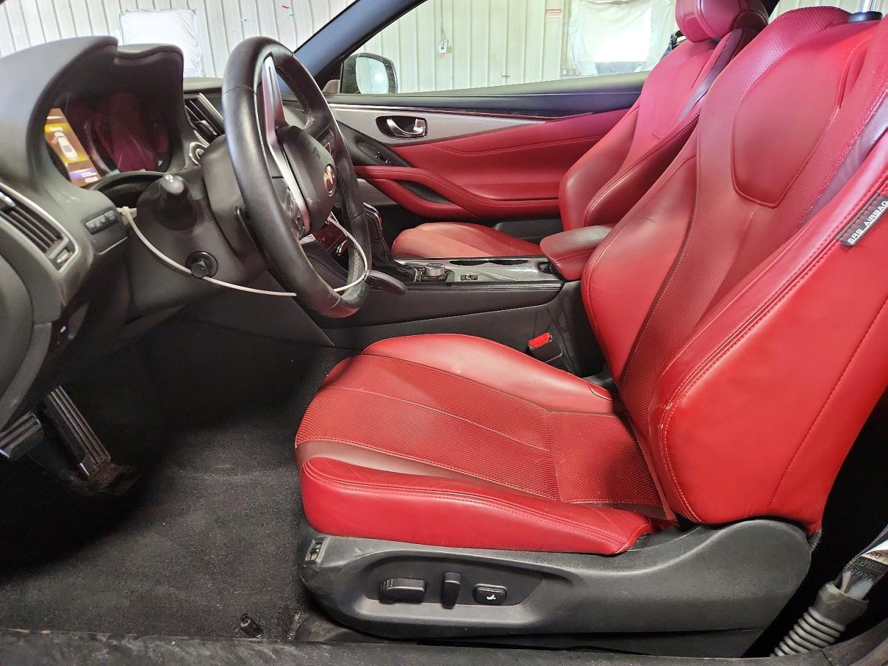 INFINITI Q60 Red Sport 400