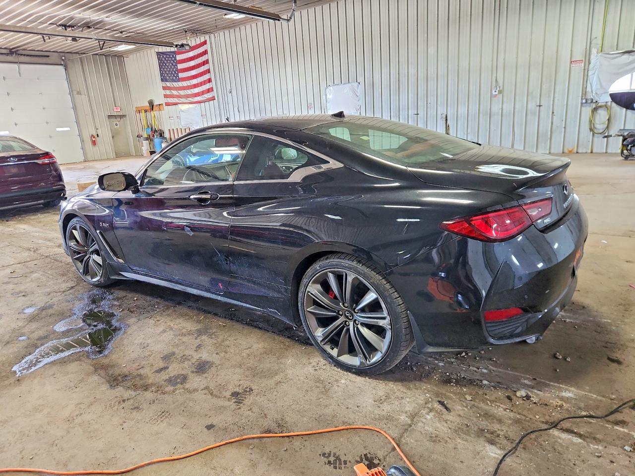 INFINITI Q60 Red Sport 400