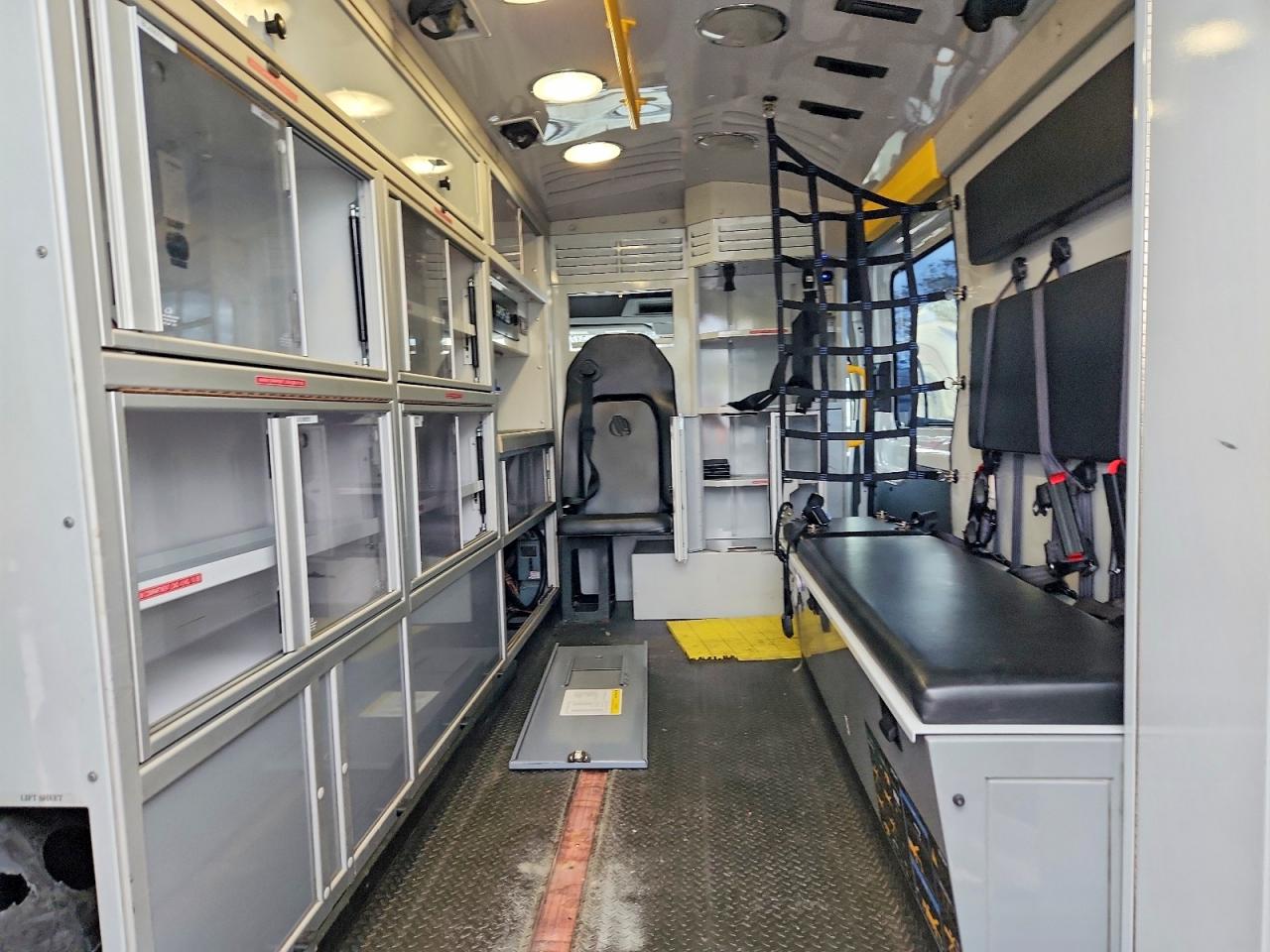 Ford Transit T-250