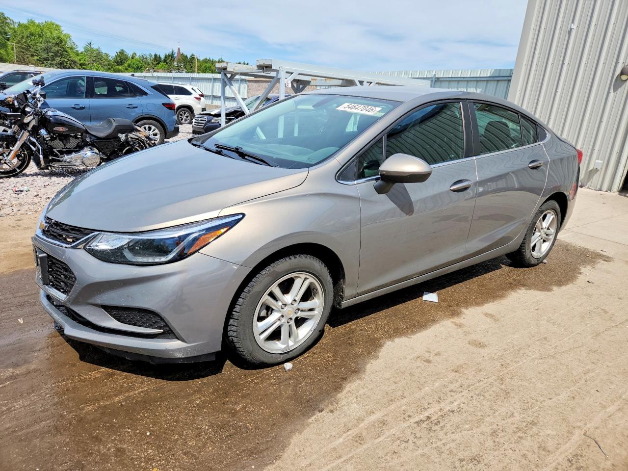 Salvage Chevrolet Cruze Image