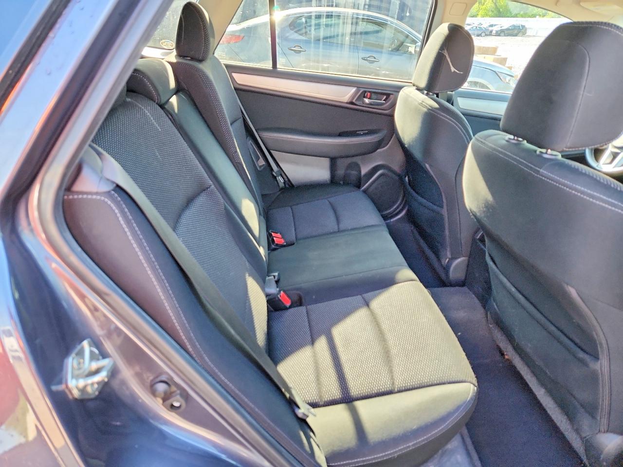 Subaru Outback 2.5i Premium