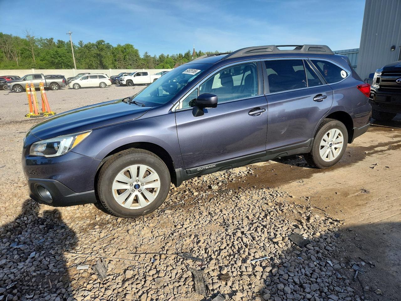 Salvage Subaru Outback Image