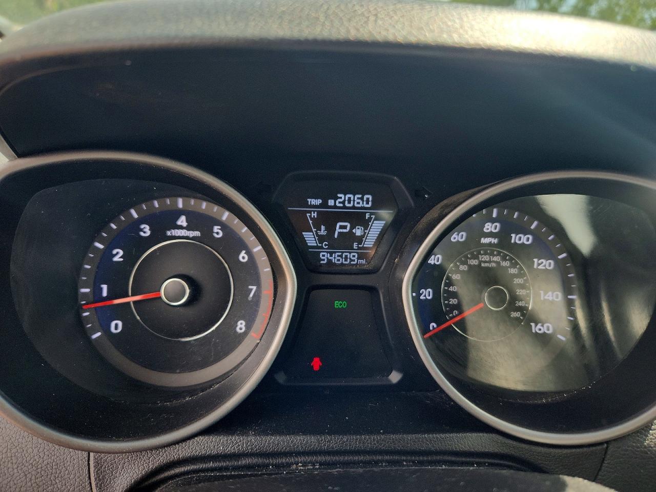 Hyundai ELANTRA Value Edition