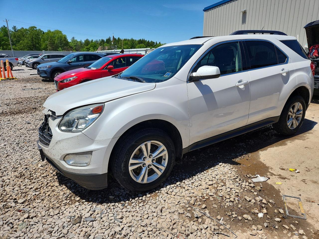 Salvage Chevrolet Equinox Image