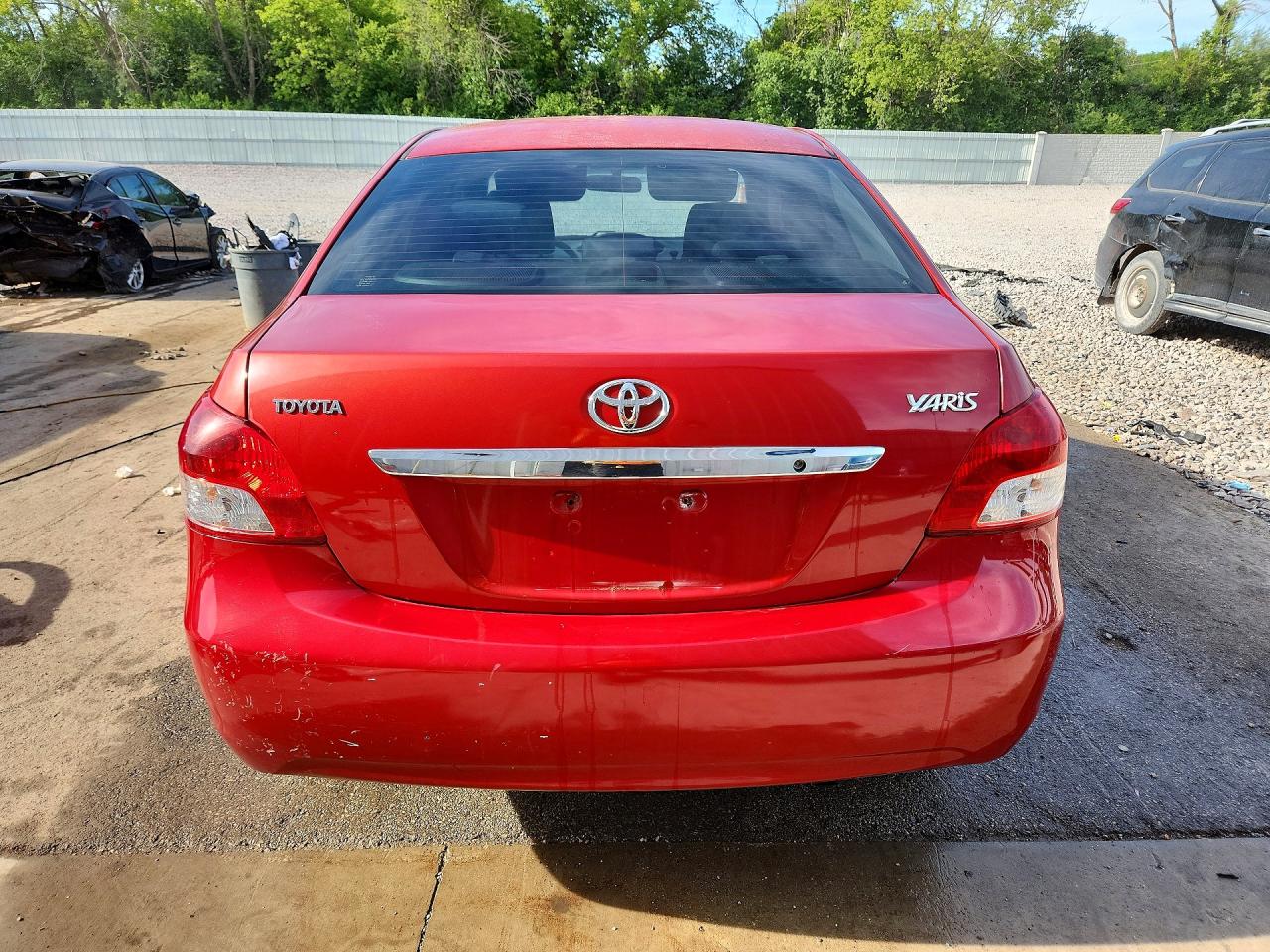 Toyota Yaris Base