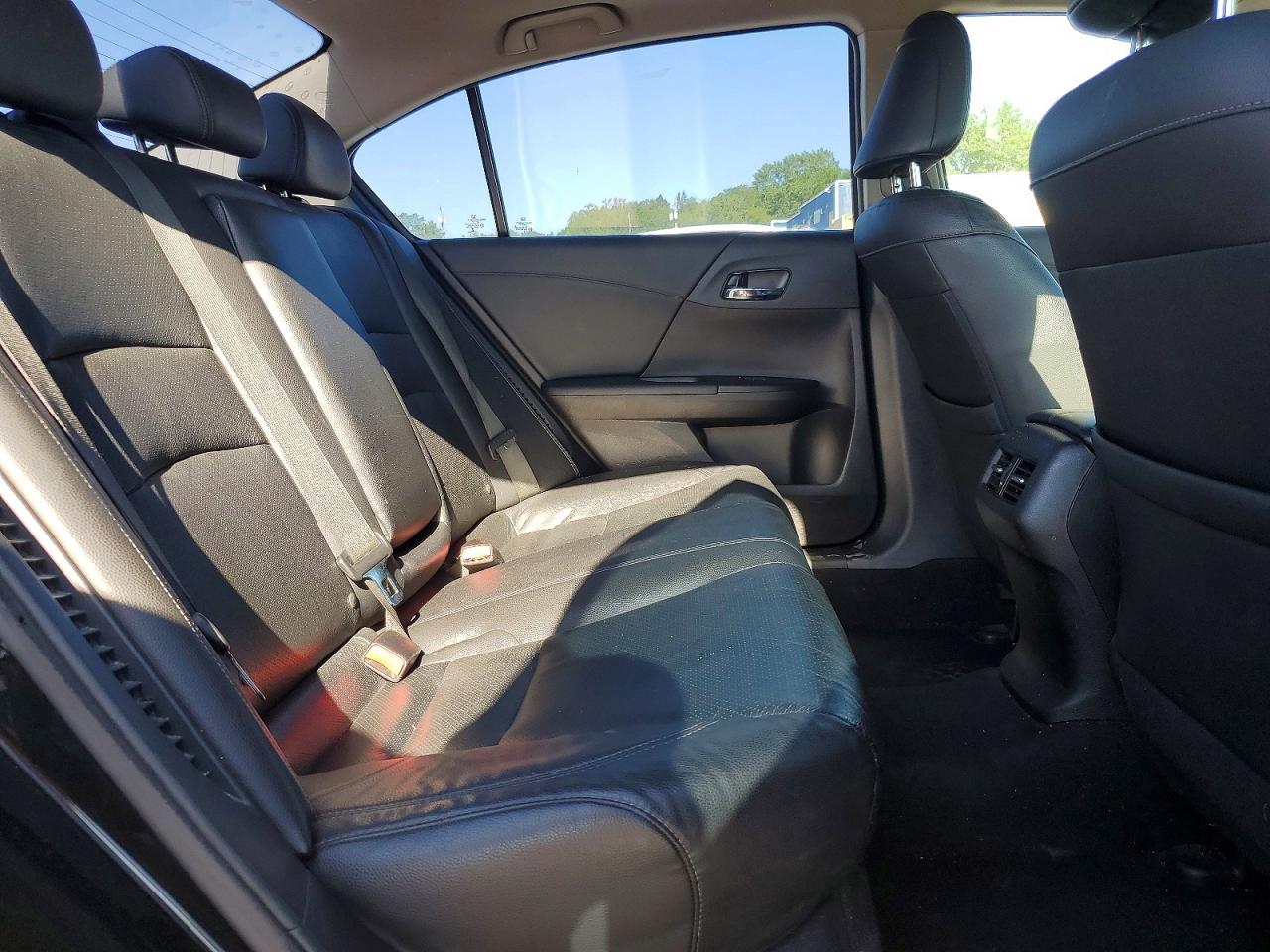 Honda Accord Touring Hybrid