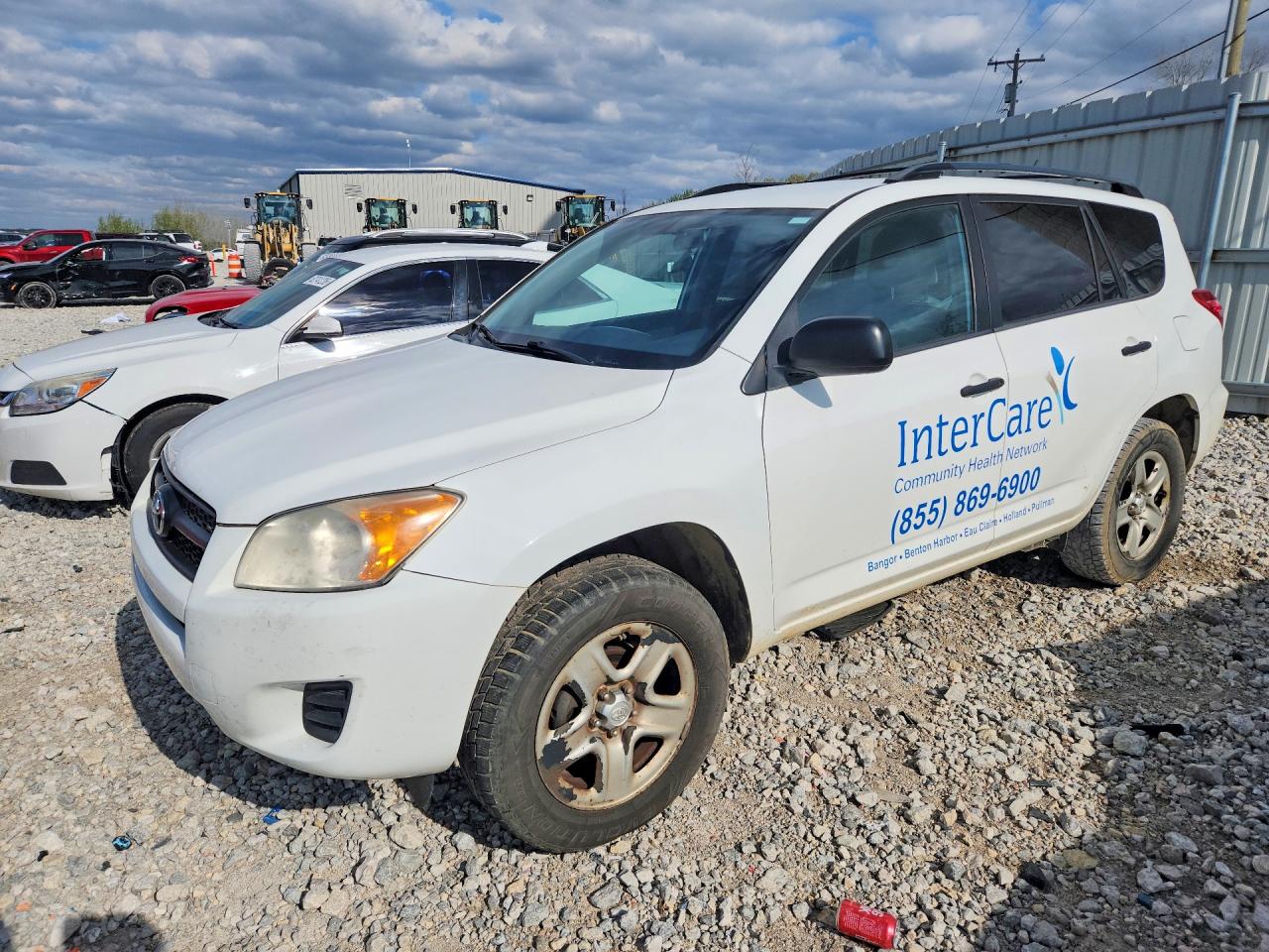 Salvage Toyota RAV4 Image