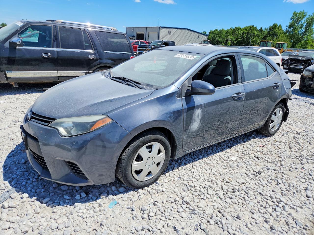 Salvage Toyota Corolla Image