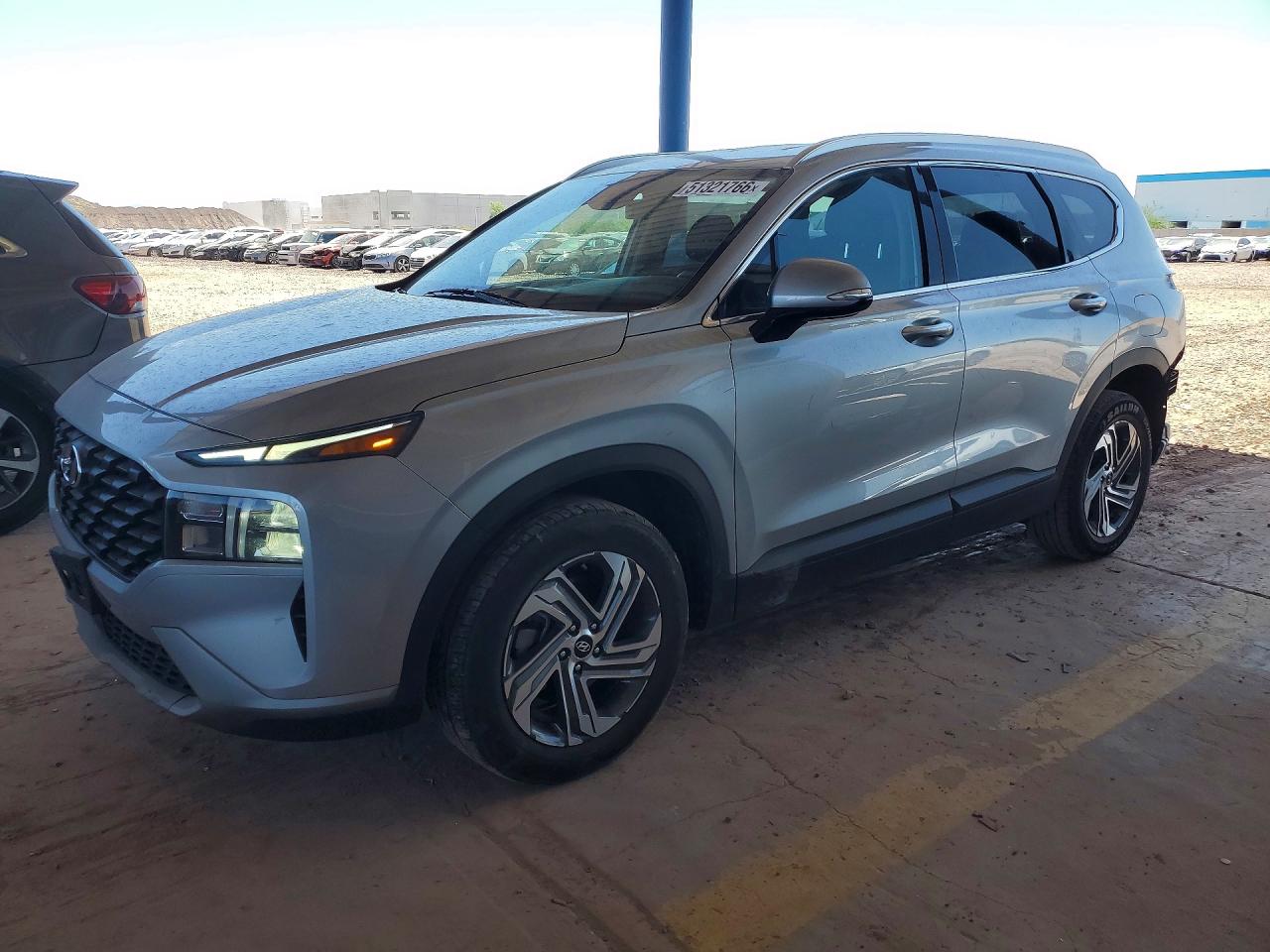 Salvage Hyundai SANTA FE Image