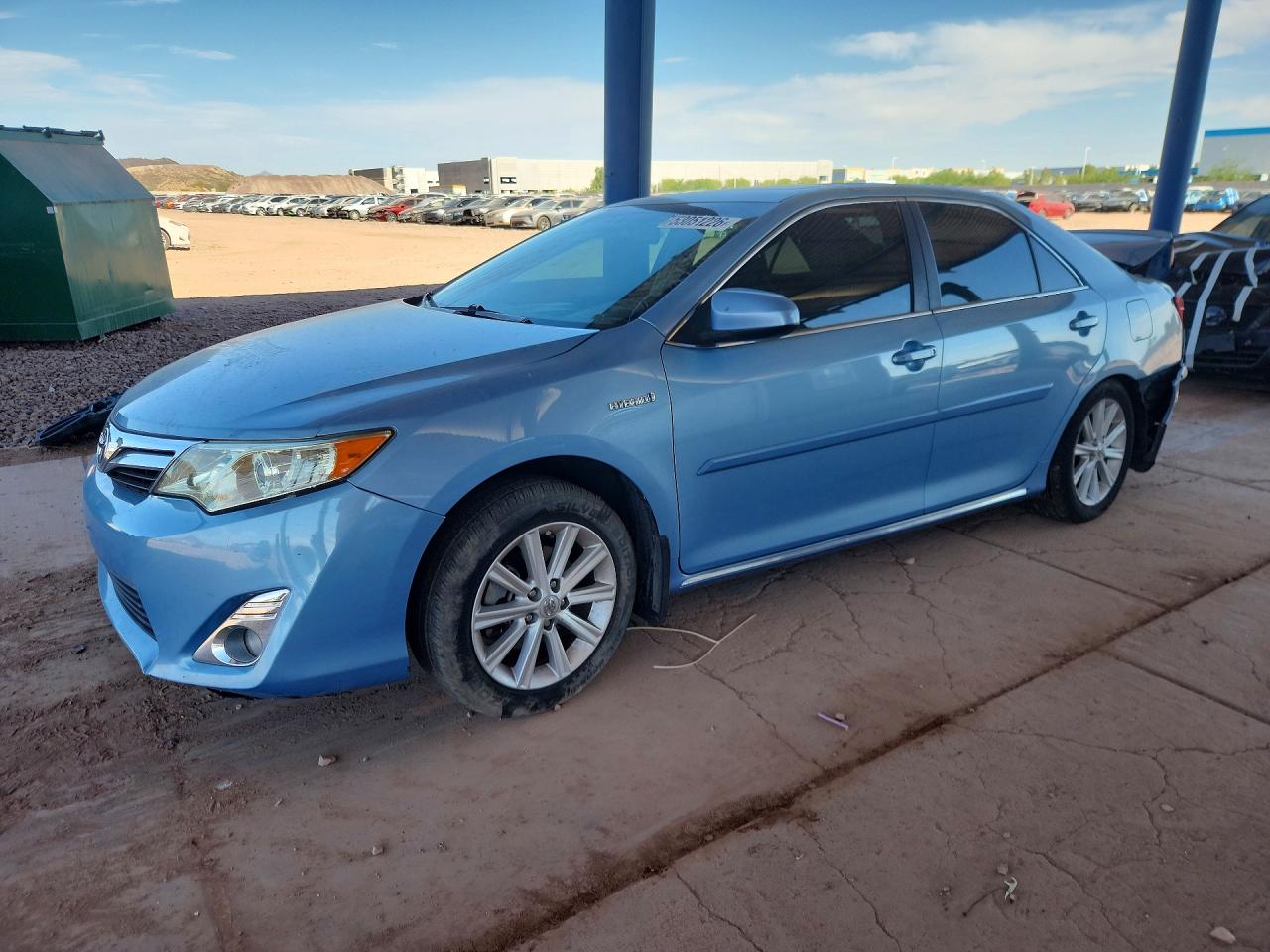 Salvage Toyota Camry Image
