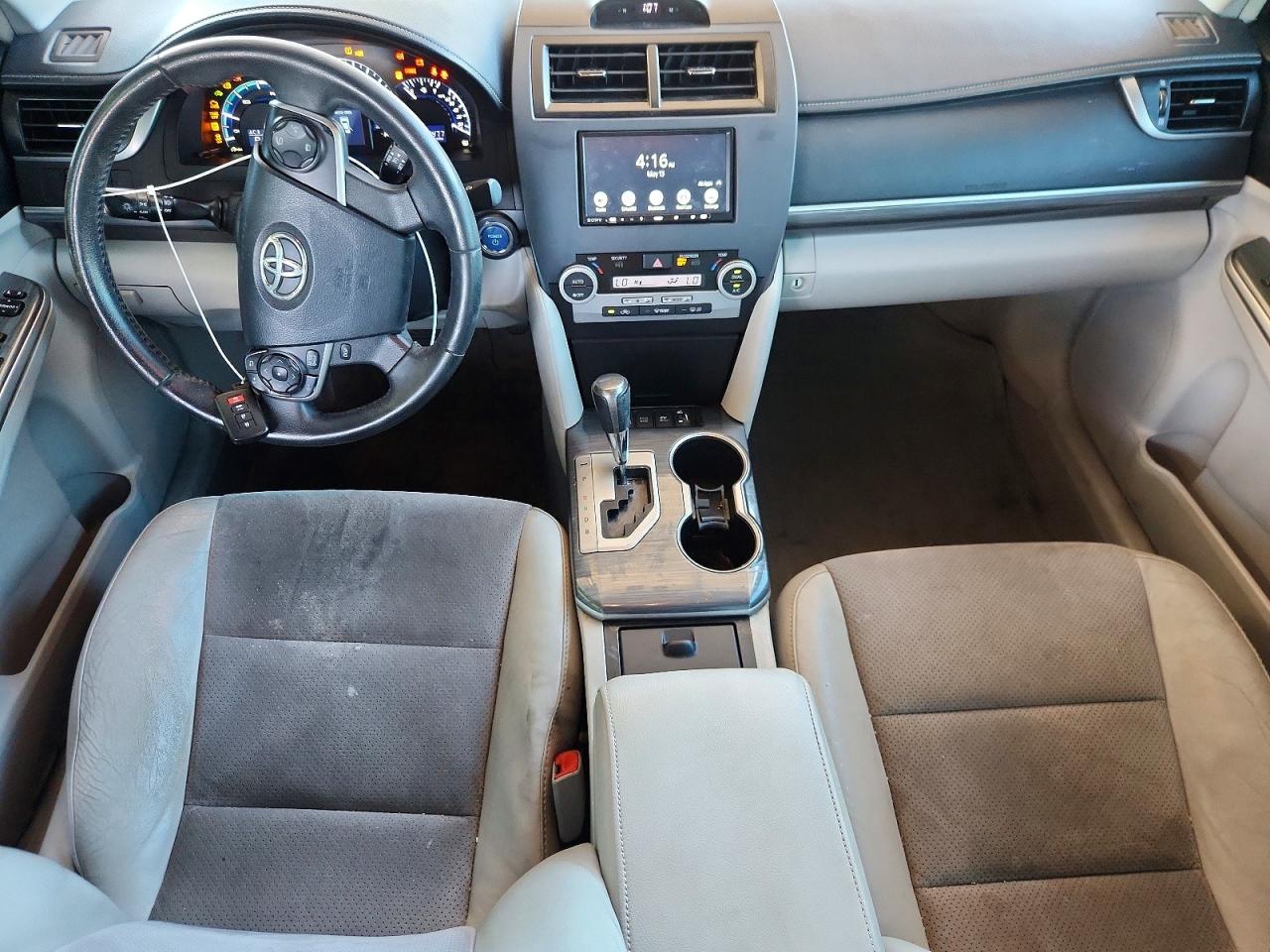Toyota Camry Xle