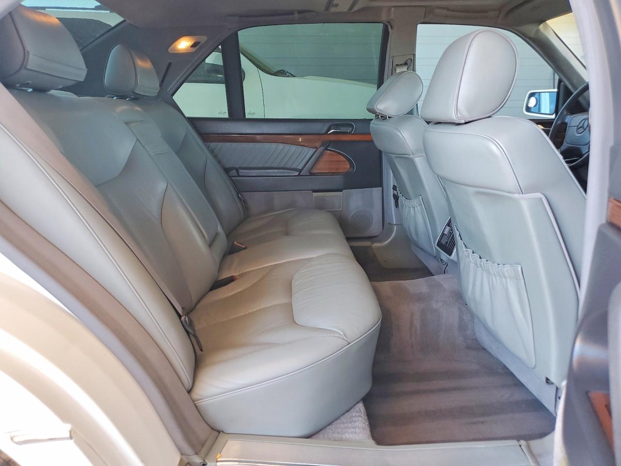 Mercedes-Benz 400-Class Sel