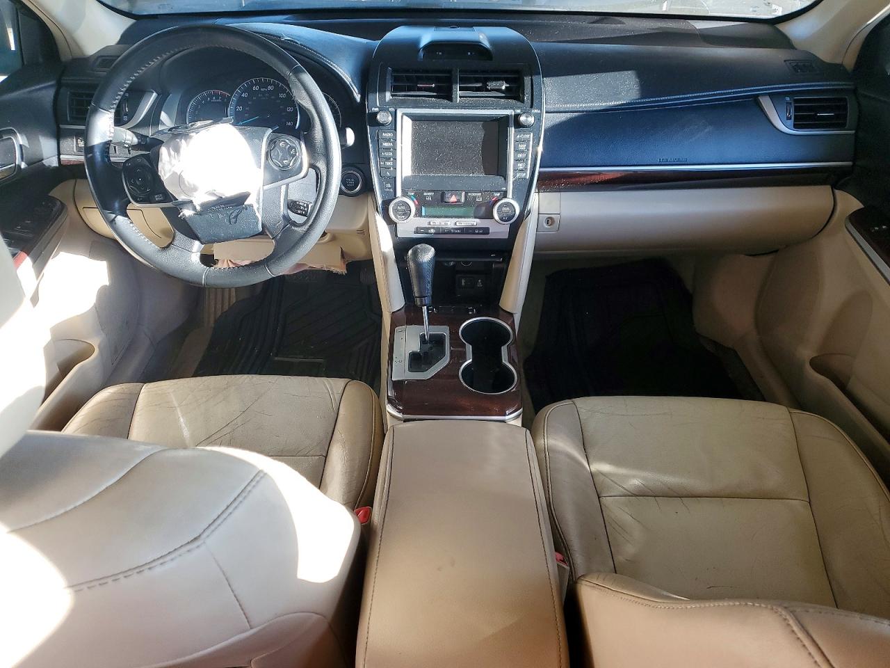 Toyota Camry Xle V6
