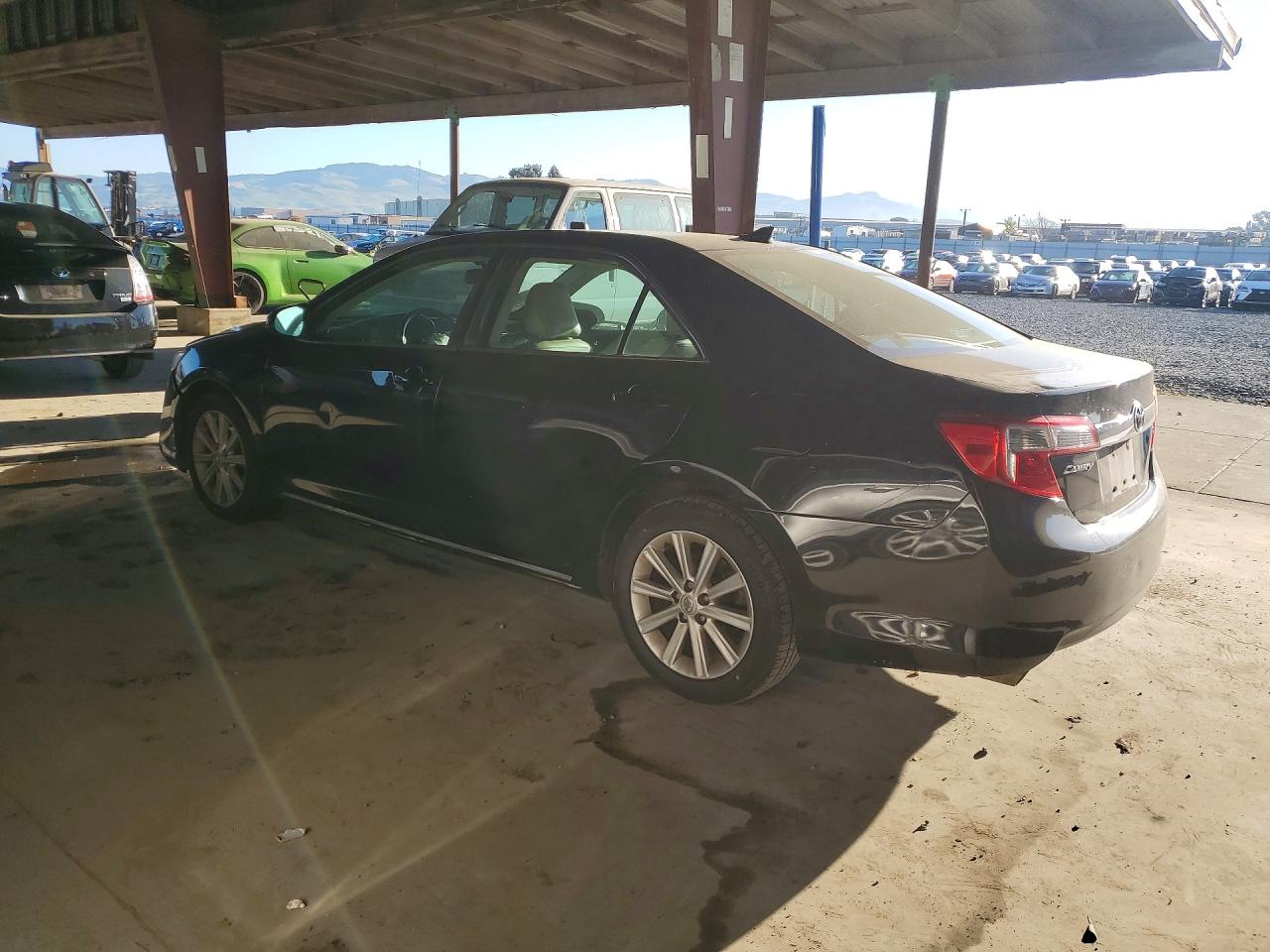 Toyota Camry Xle V6