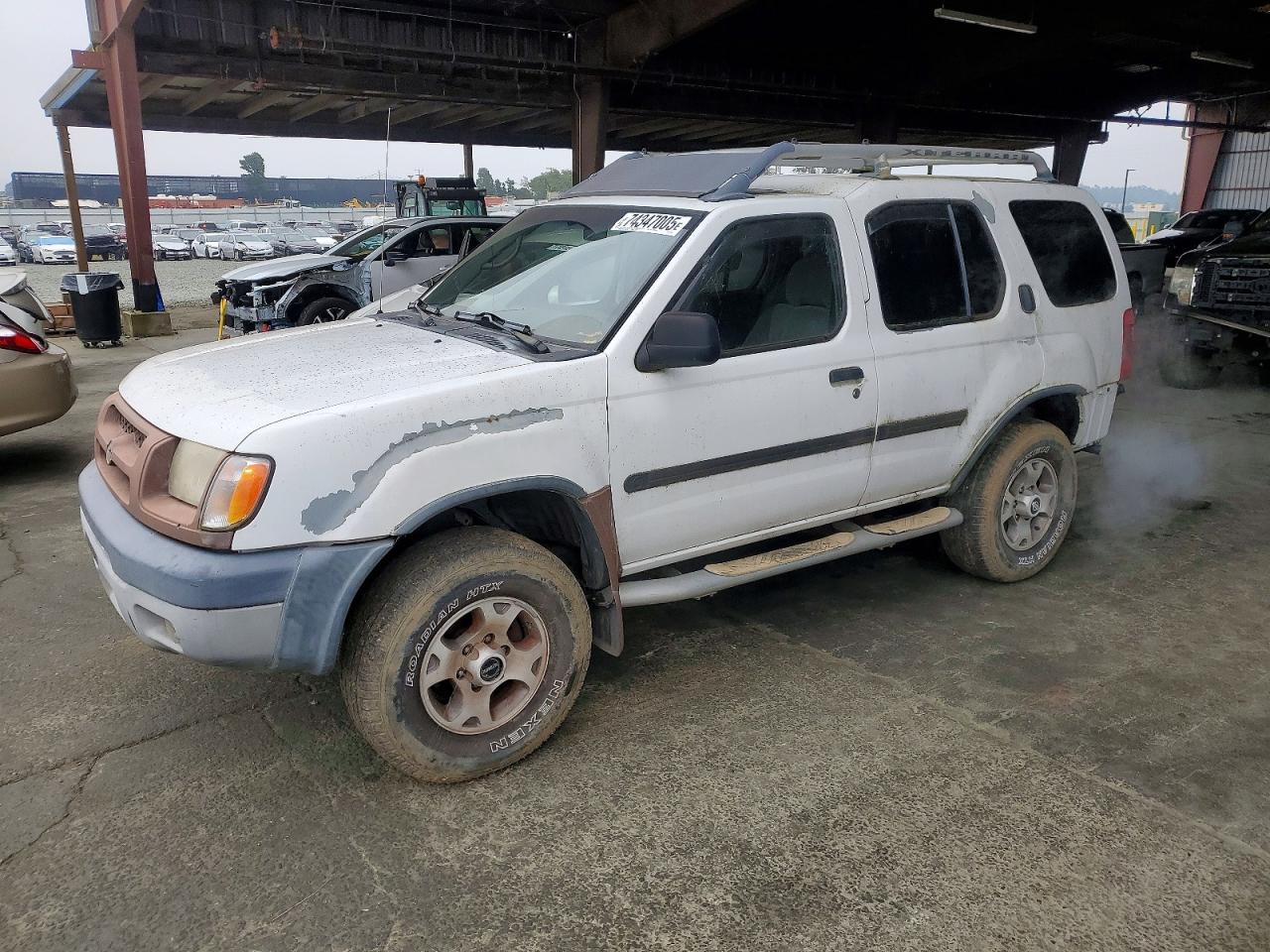 Salvage Nissan Xterra Image