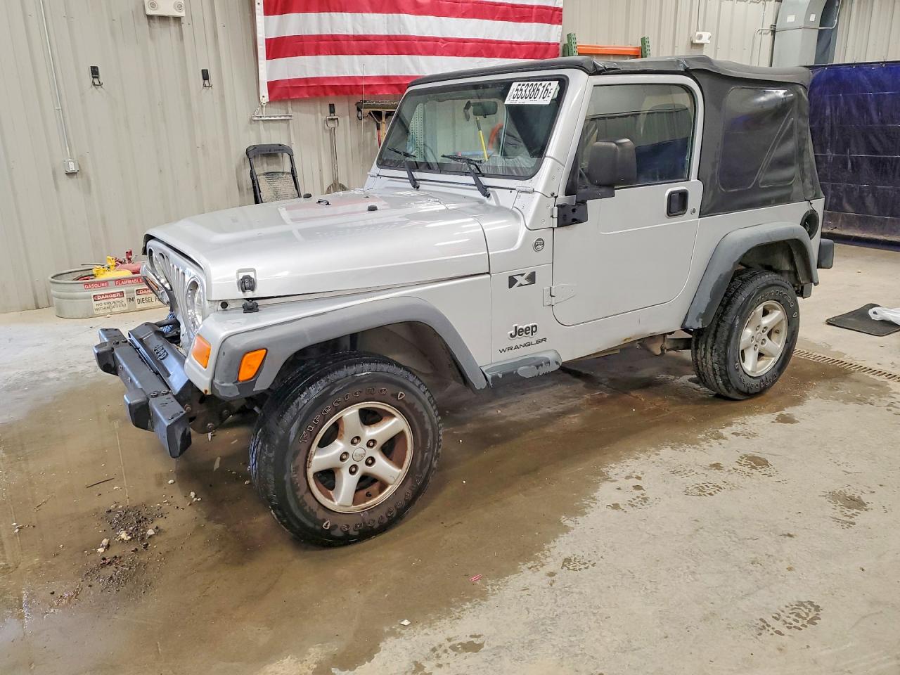 Salvage Jeep Wrangler Image