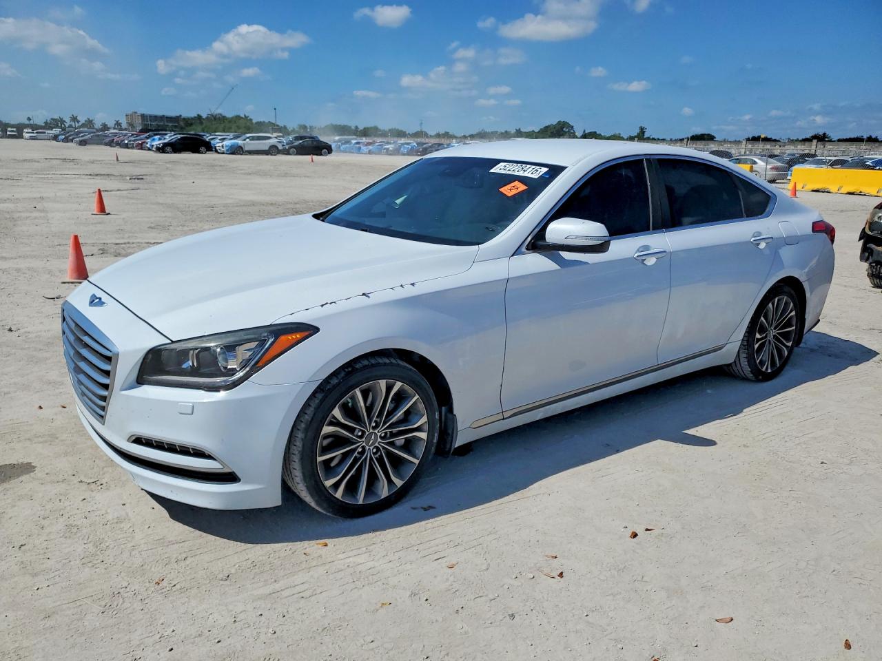 Salvage Hyundai Genesis Image