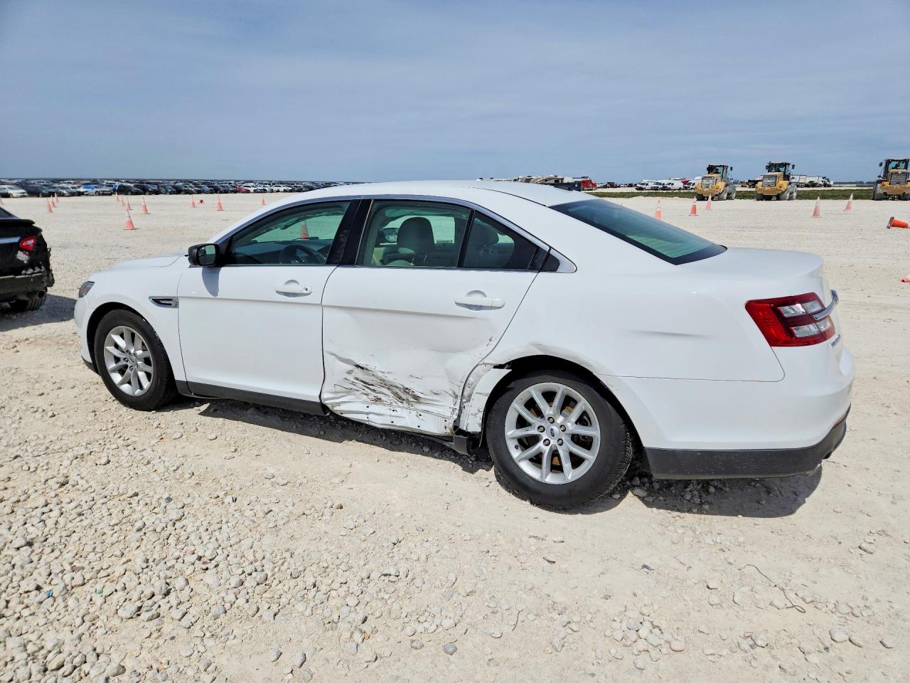 Ford Taurus Se