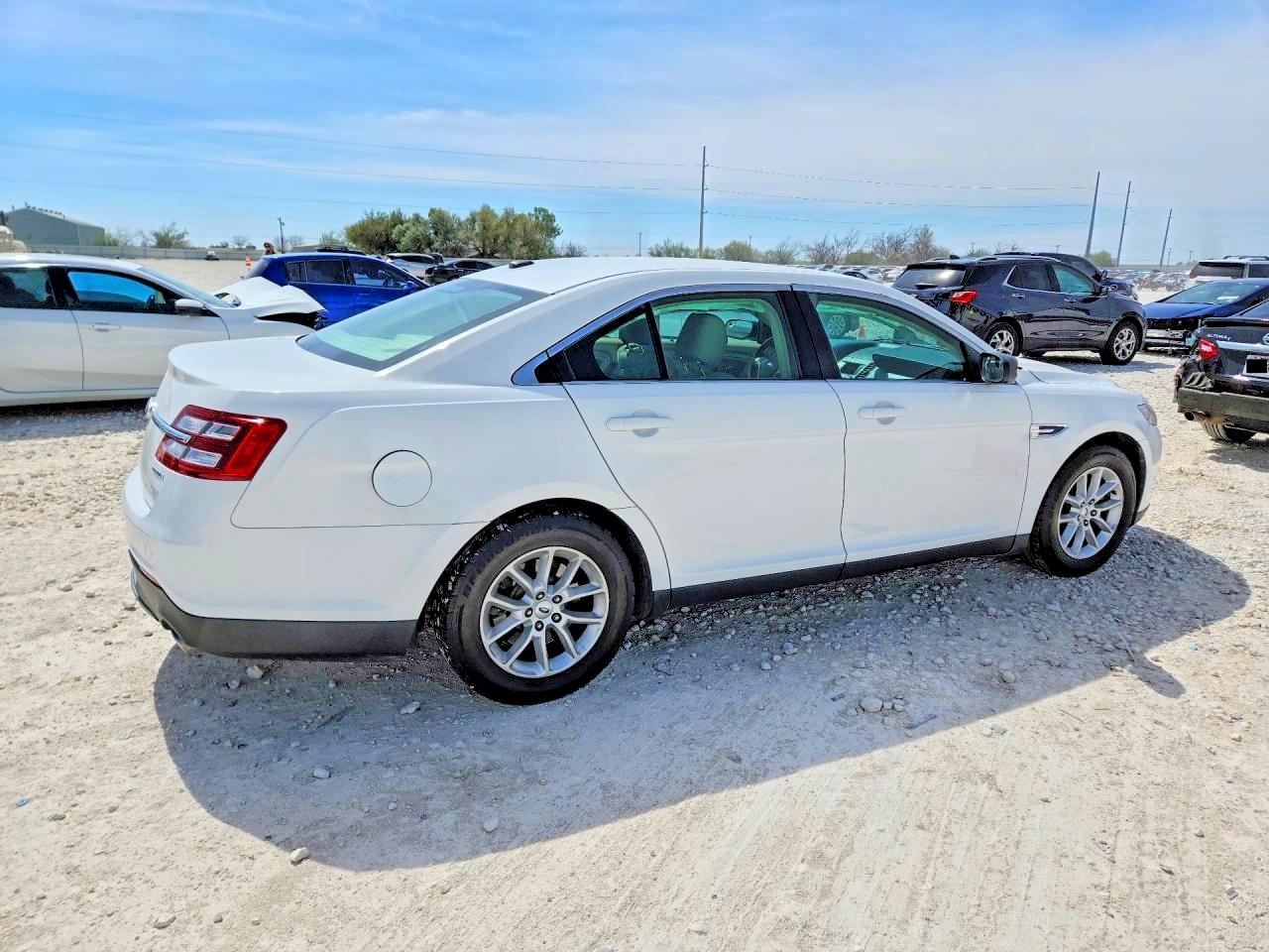 Ford Taurus Se