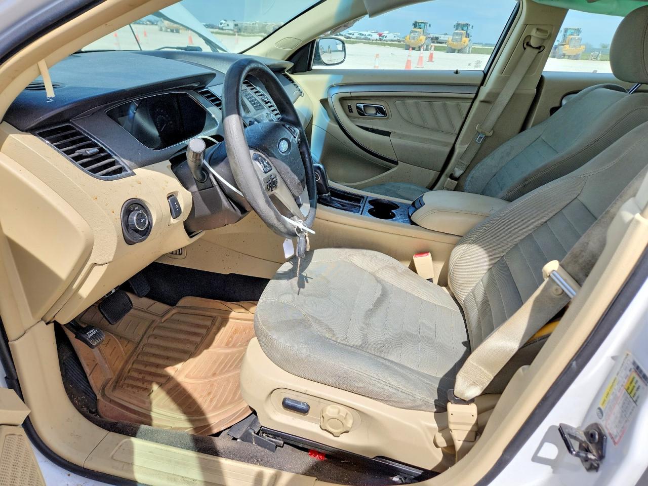 Ford Taurus Se