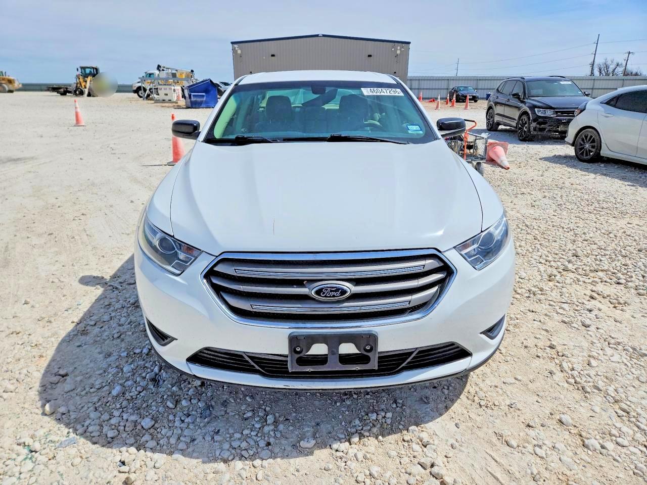 Ford Taurus Se