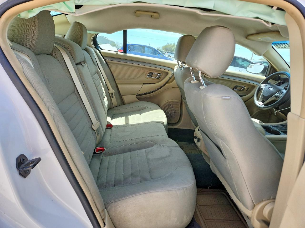 Ford Taurus Se