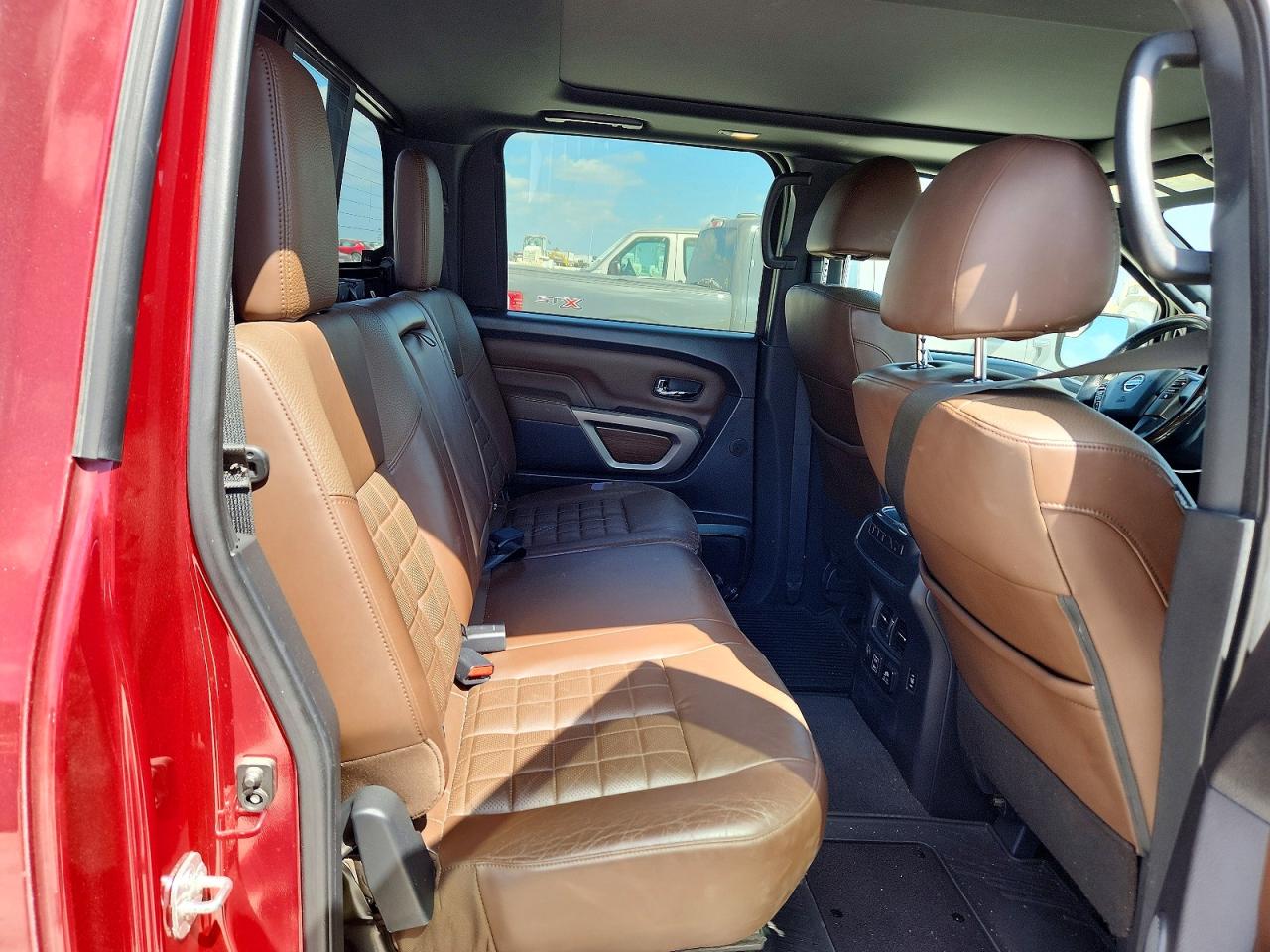 Nissan Titan Platinum Reserve