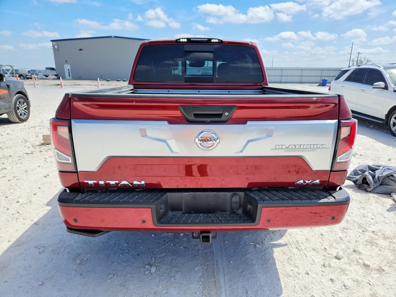 Nissan Titan Platinum Reserve