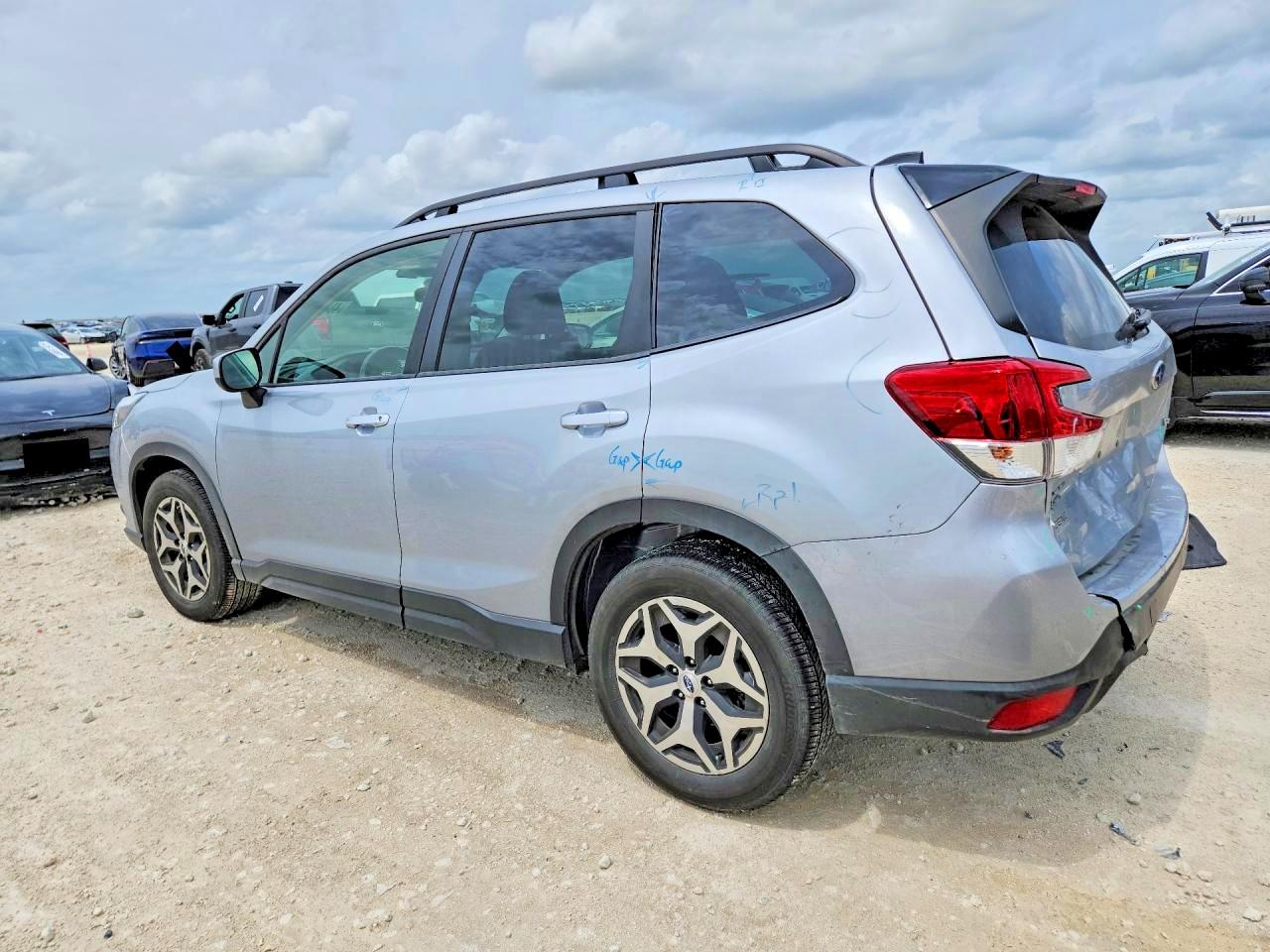 Subaru Forester Premium
