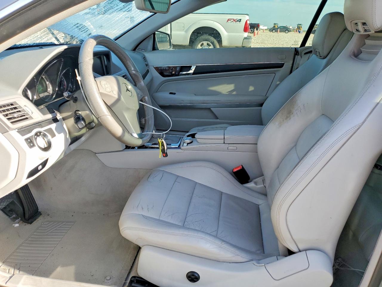 Mercedes-Benz E-Class 350