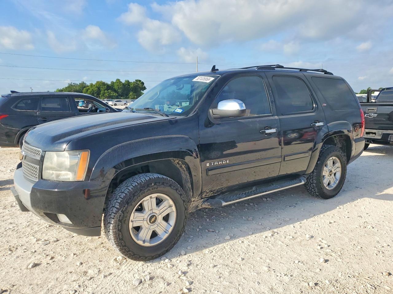 Salvage Chevrolet Tahoe Image