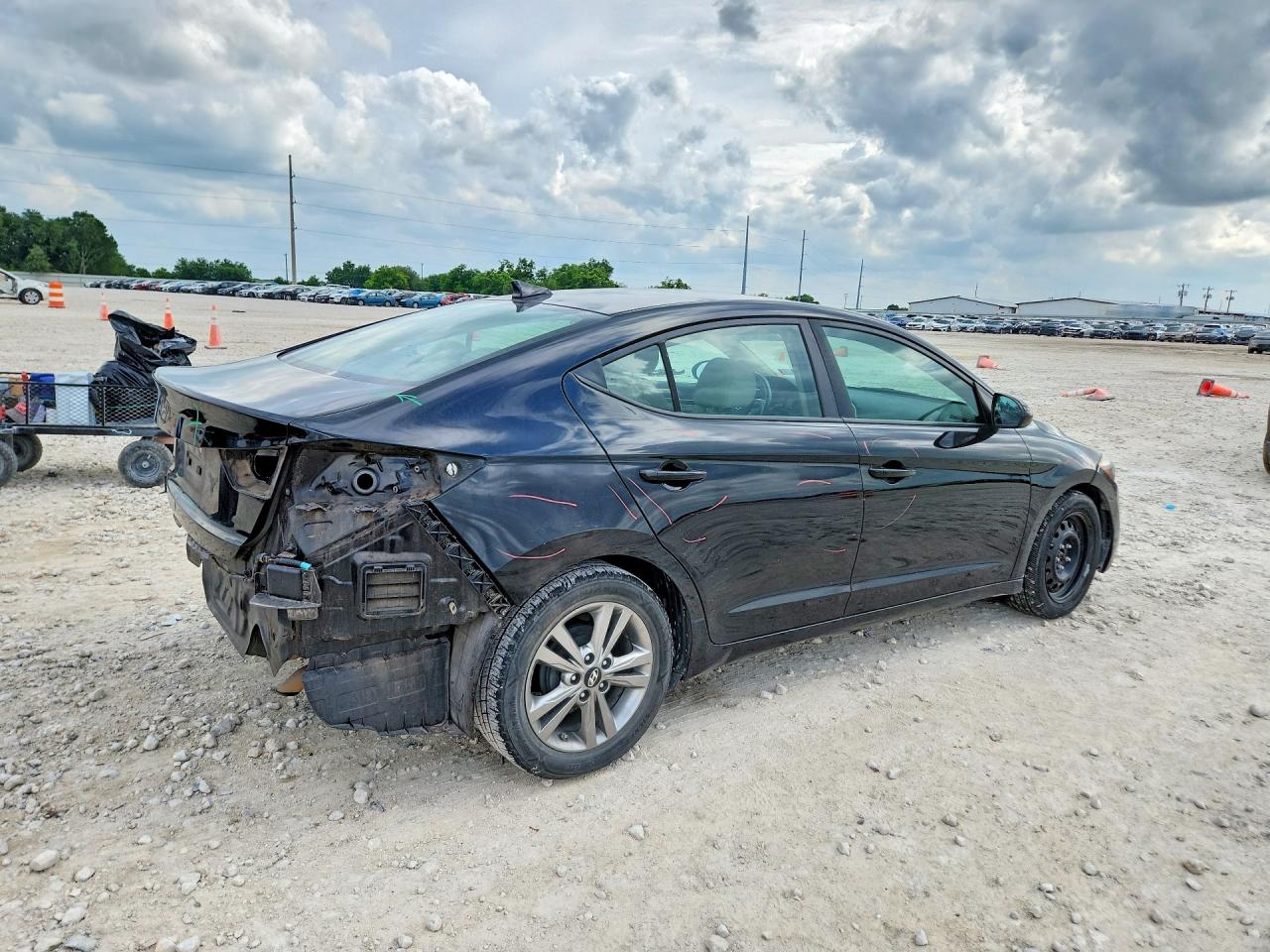 Hyundai ELANTRA Value Edition