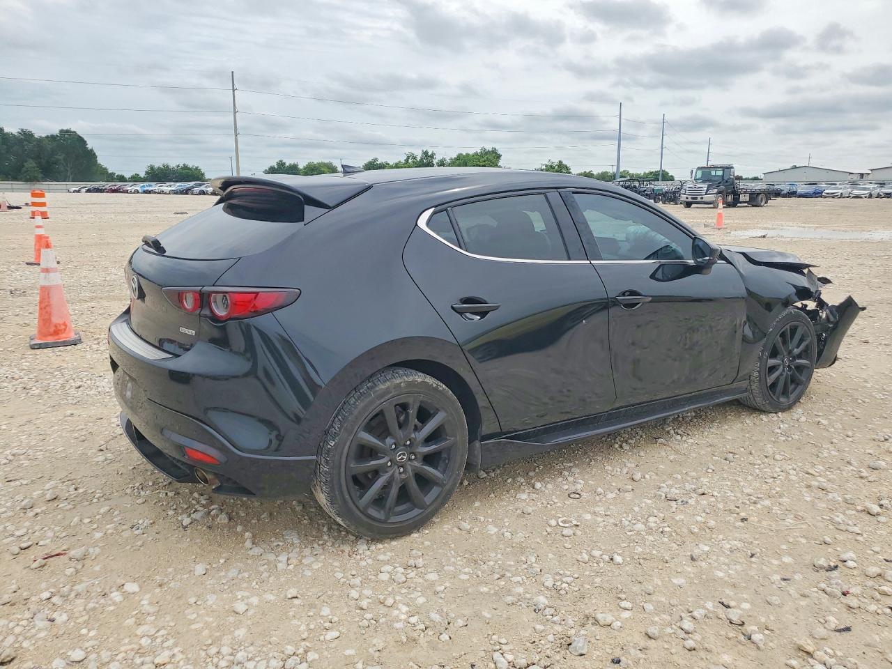 Mazda 3 Premium