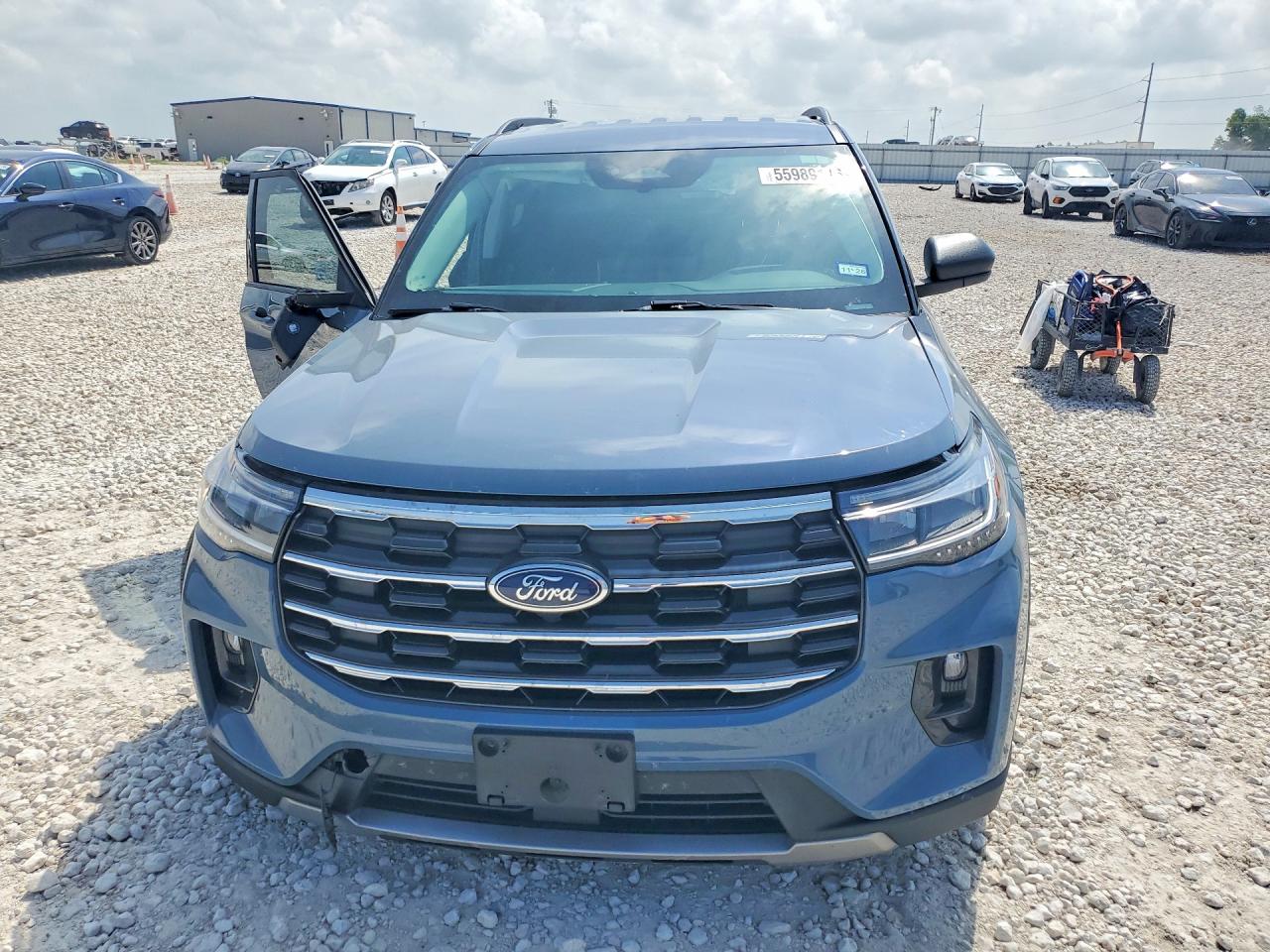 Ford Explorer Active
